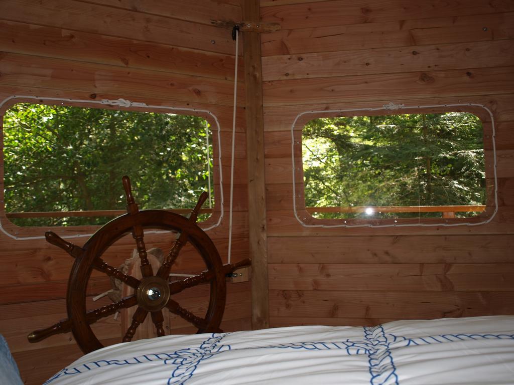 Les Cabanes De Kermenguy Cléder Szoba fotó